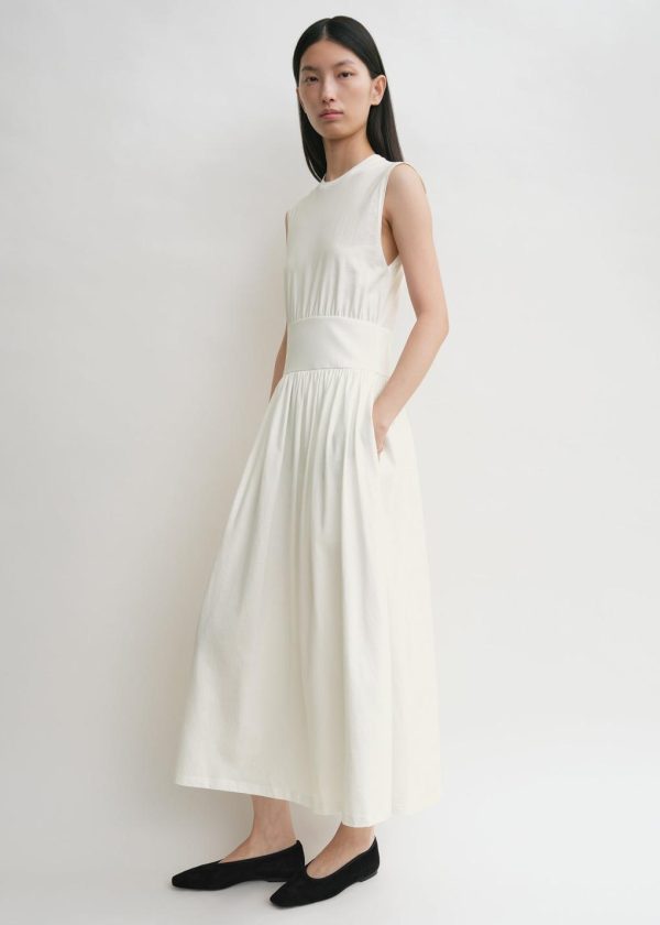 Suncast.shopb39282397a 2